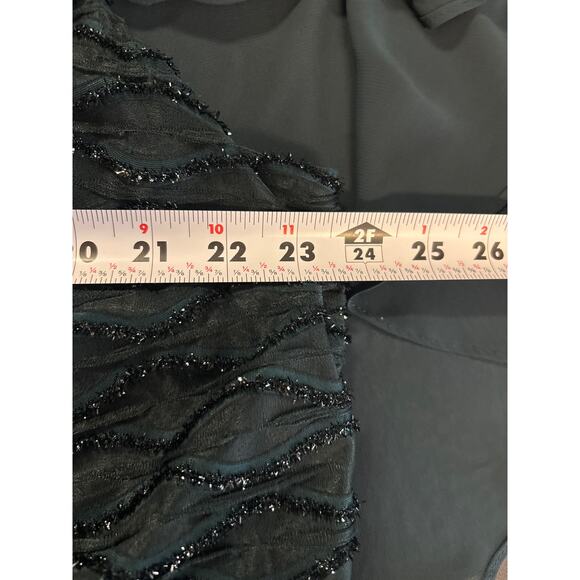 Connected Apparel Formal Dress Women’s Size 16W Green Sequin Cape Event Occasion - Picture 8 of 11